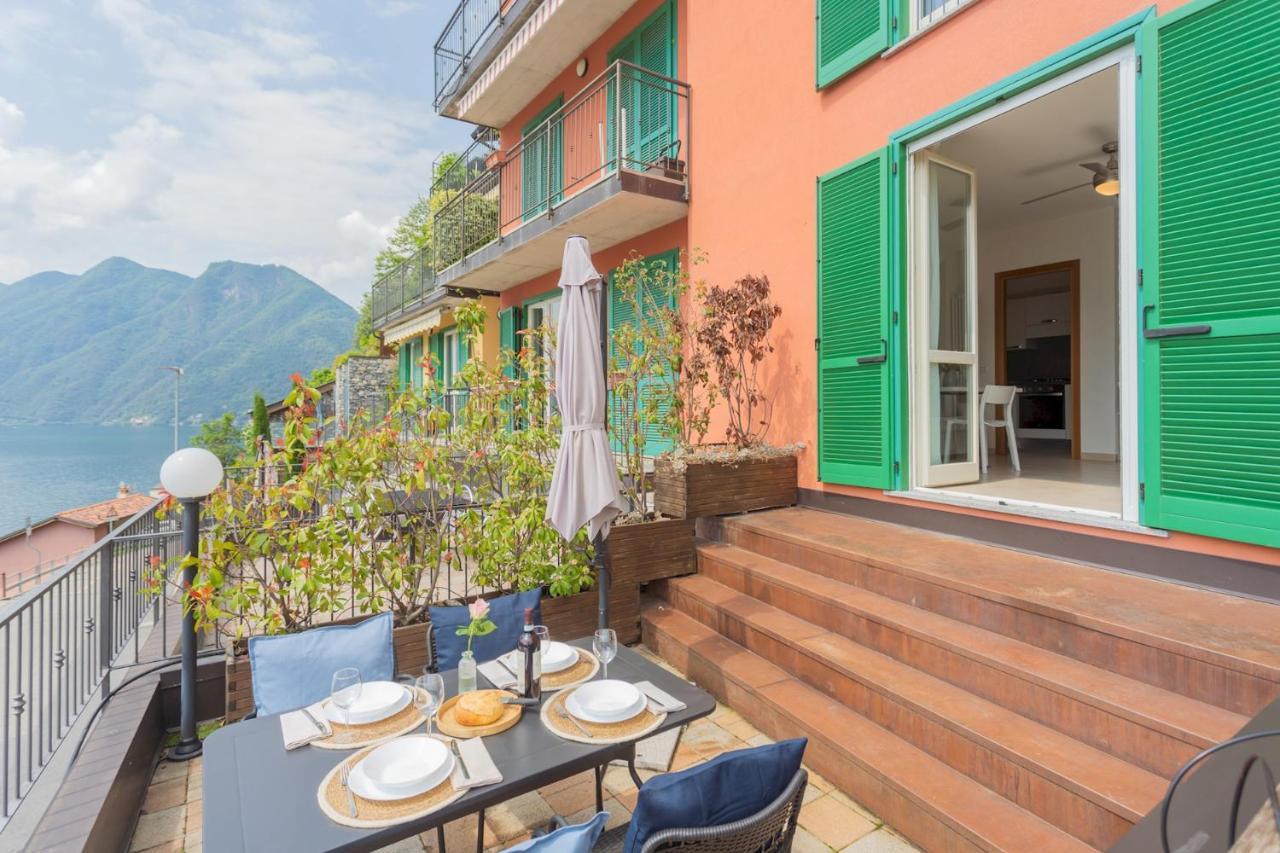 Blue Bliss Apartment By Rent All Como Colonno Bagian luar foto