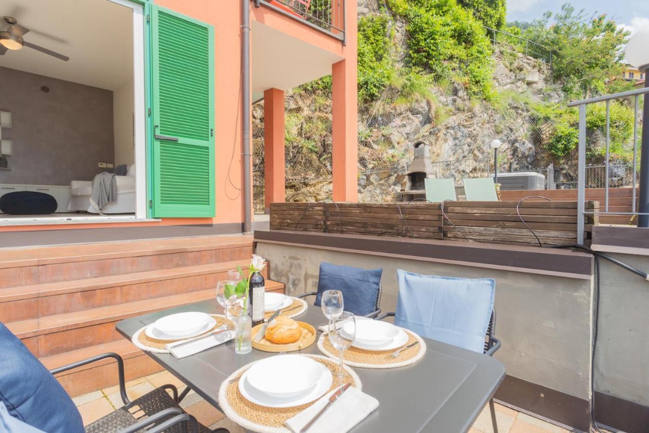 Blue Bliss Apartment By Rent All Como Colonno Bagian luar foto